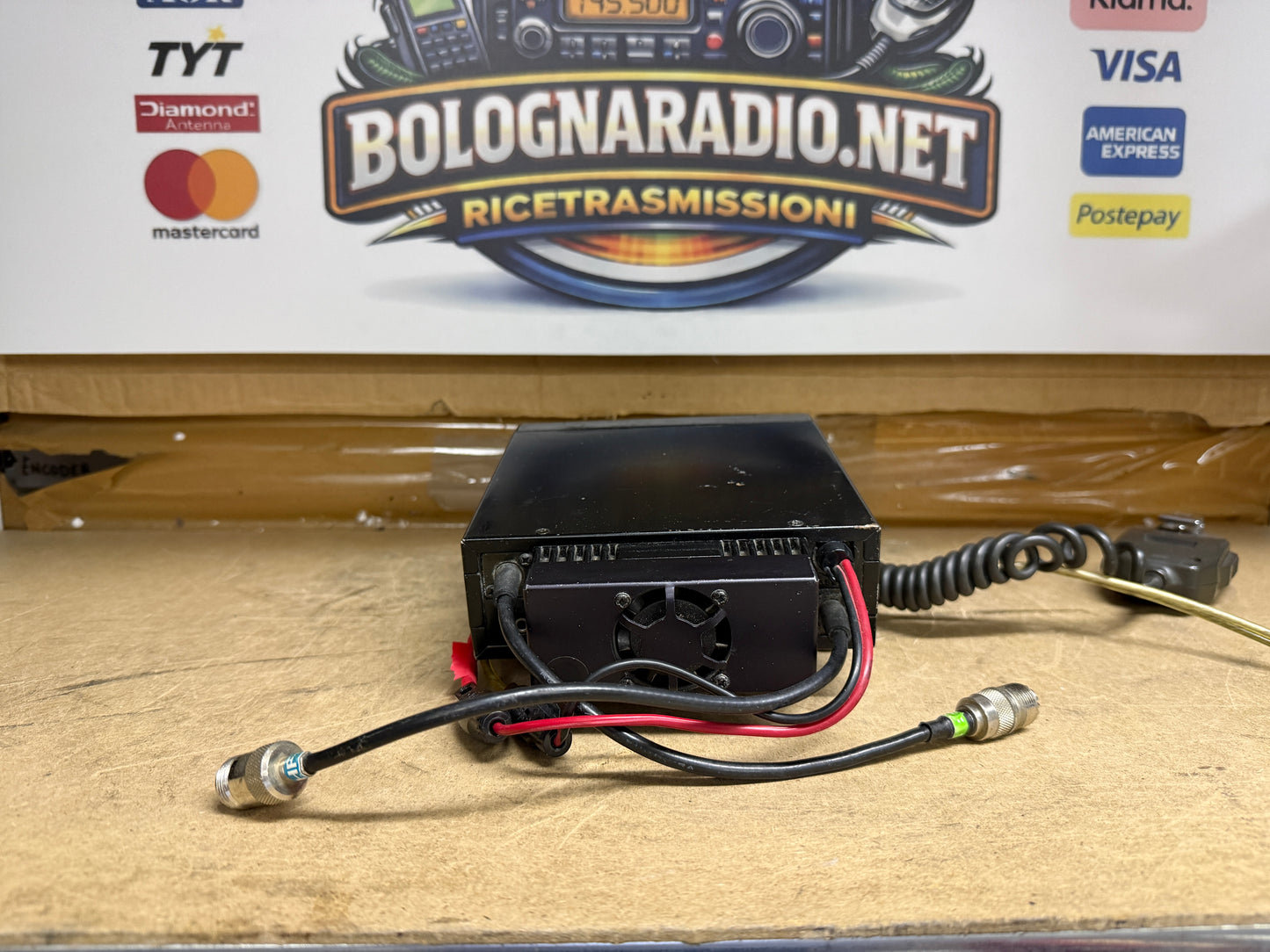 Yaesu FT-4700 RH + toni squelch Garanzia 6 Mesi