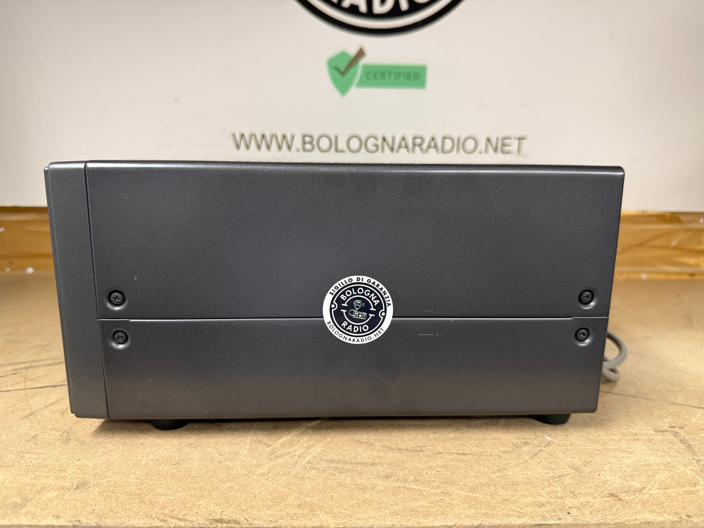 Jrc 545 dsp + RX 0-1Ghz CHE-199 + SP NVA88 pari al nuovo