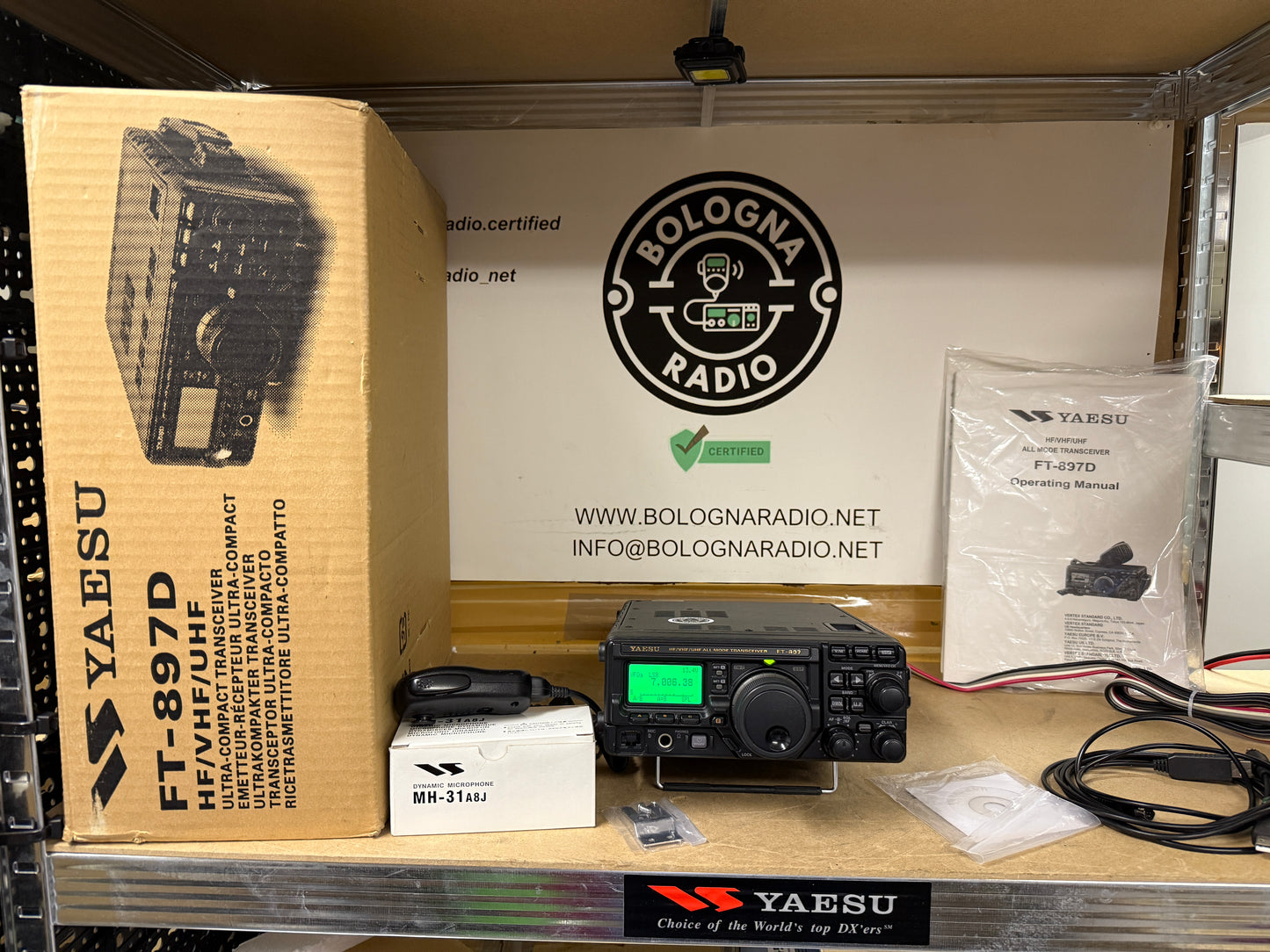 Yaesu FT 897D Banda espansa imballo originale
