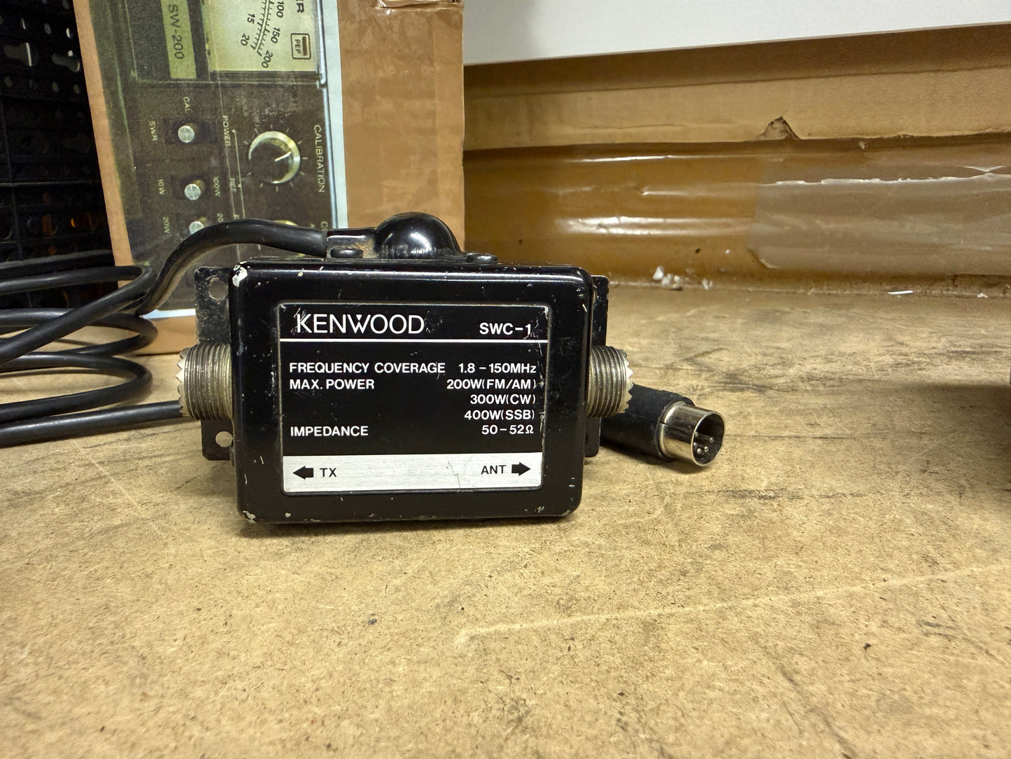 Kenwood SW200 + SWC1 1,8-150 MHz, 200