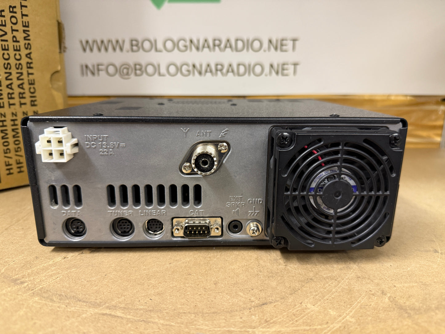 Yaesu ft 450 D con DSP + AT pari al nuovo espansa 11 m