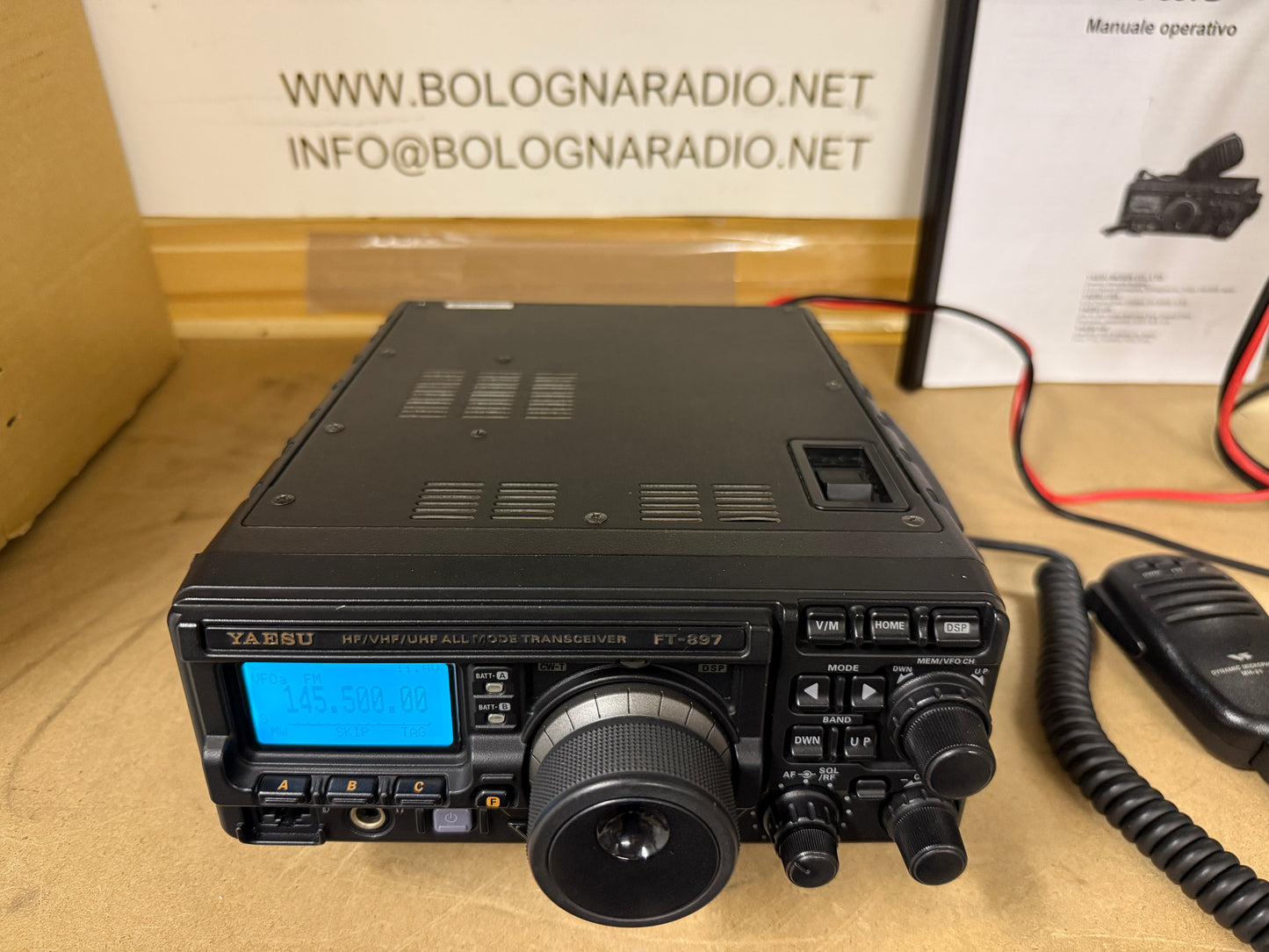Yaesu FT 897D perfetto + filtri + imballo originale garanzia 12 mesi
