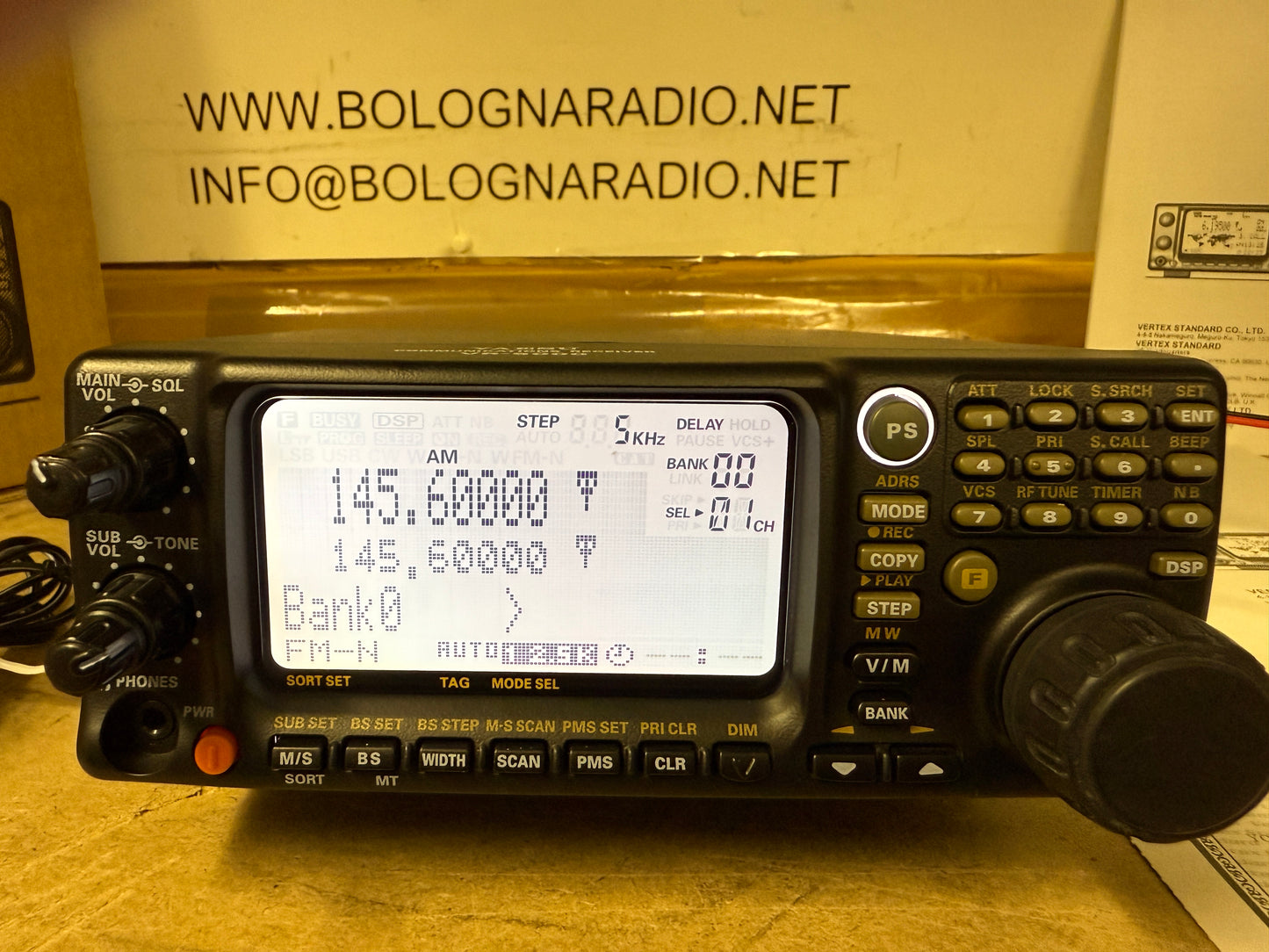Yaesu VR 5000 pari al nuovo display OK full set 0 ~ 2600 MHz garanzia 12 mesi