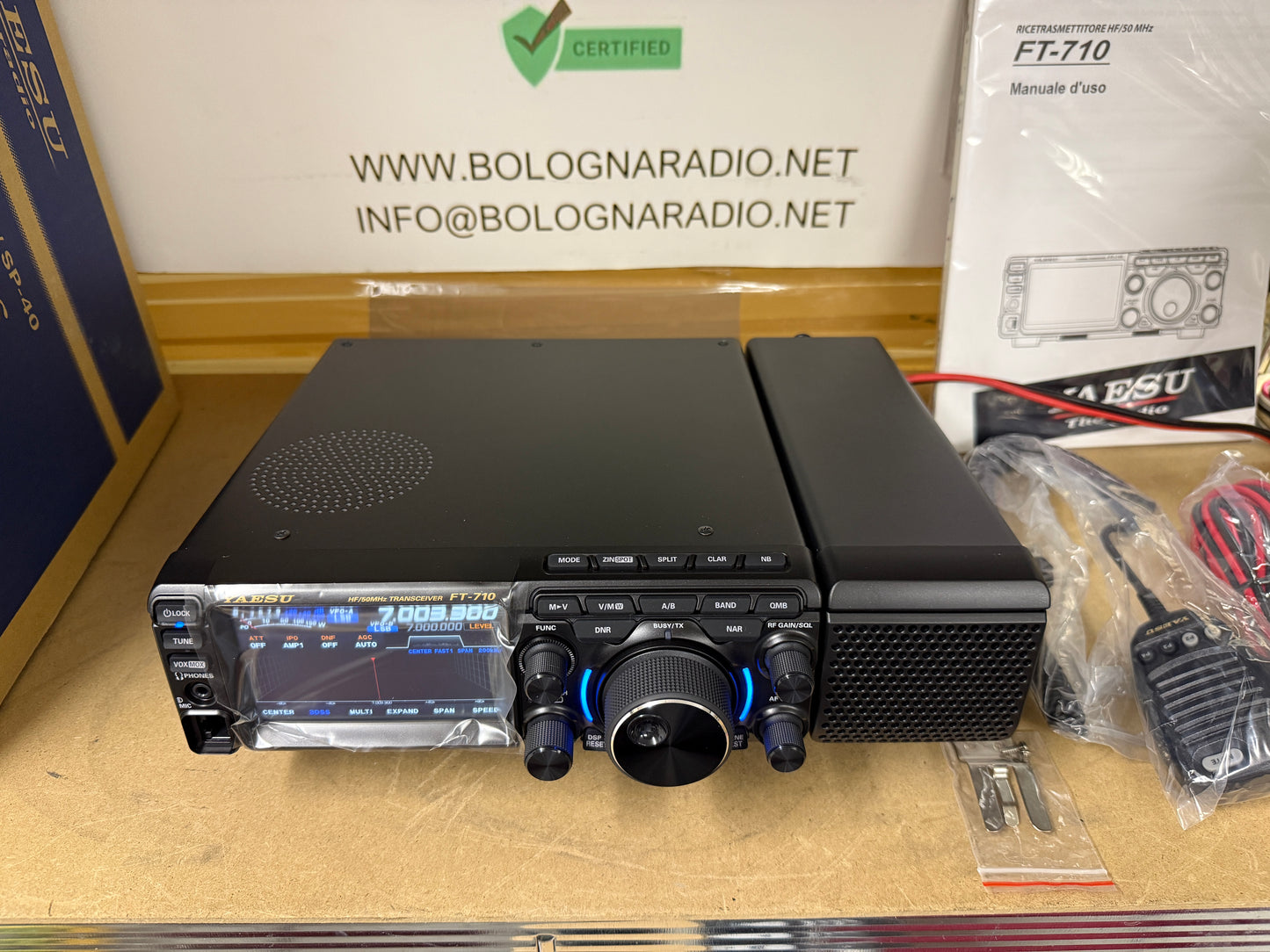 Yaesu FT-710 Aess nuovo + sp40 garanzia 5 anni csyeson