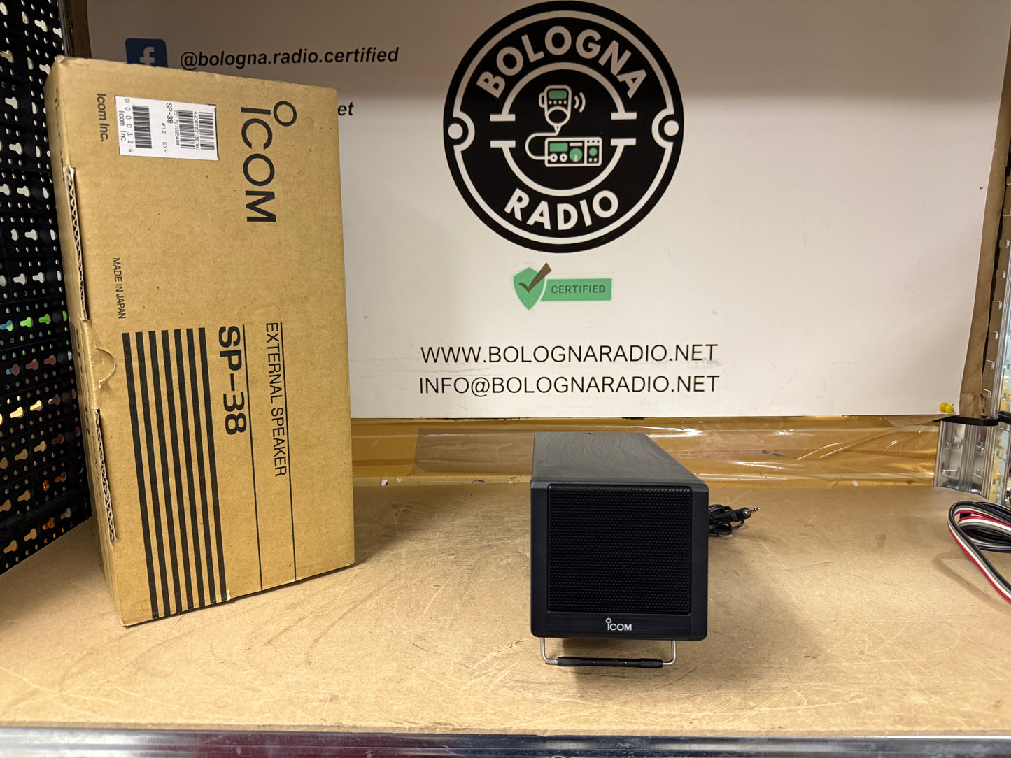 Icom SP 38 pari al nuovo speaker di linea