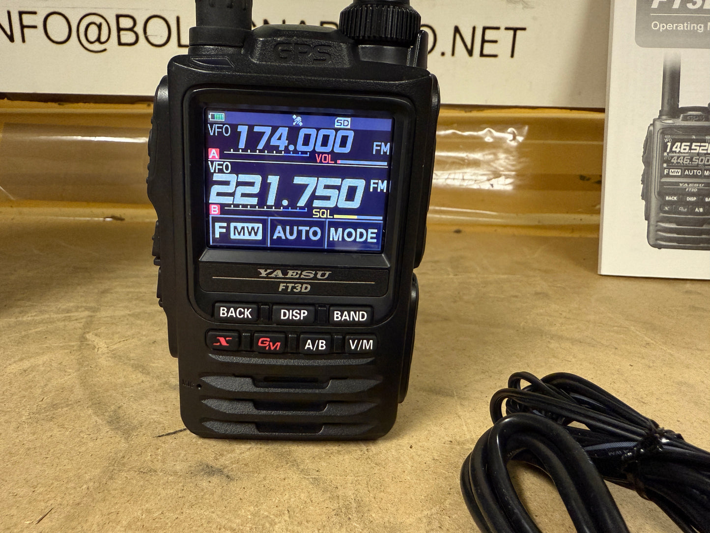 Yaesu FT 3 DE pari al nuovo full set
