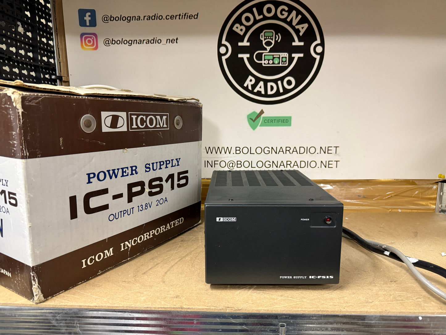Icom ic ps 15 alimentatore 20 amp