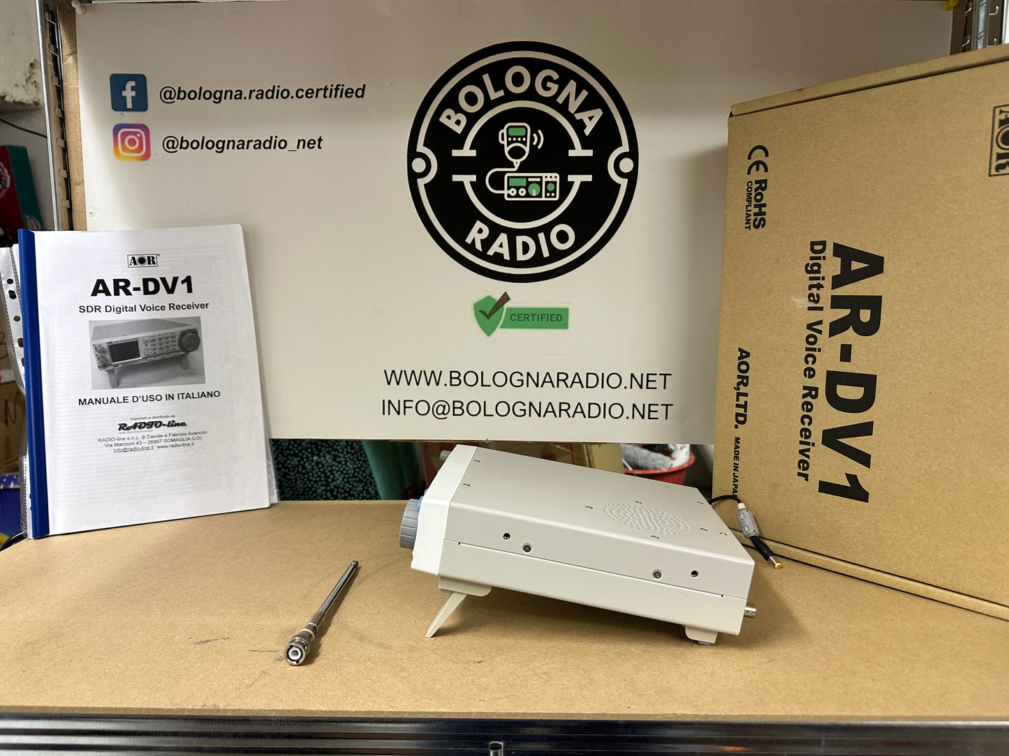 Ricevitore scanner AOR DV-1 pari al nuovo