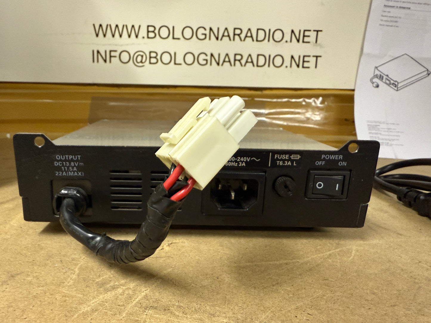 Yaesu FP-30 Alimentatore di serie per Yaesu FT-897