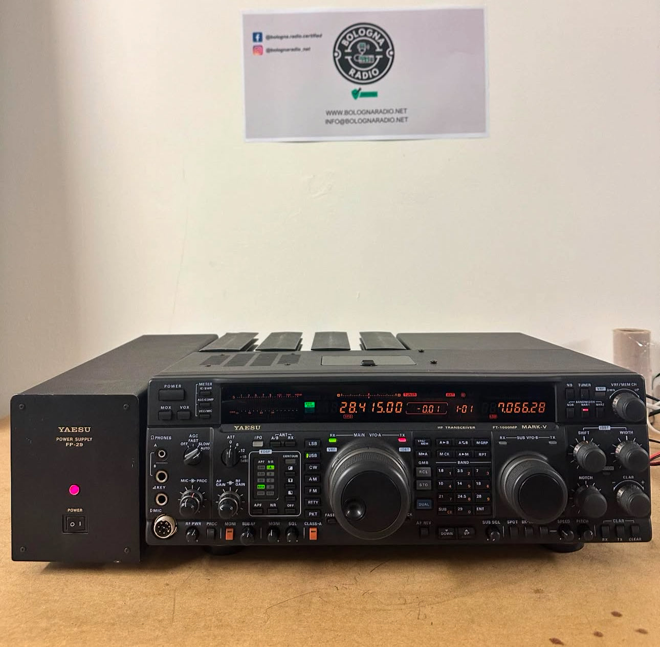 Ricetrasmettitore YAESU FT-1000MP MARK-V 200 watt