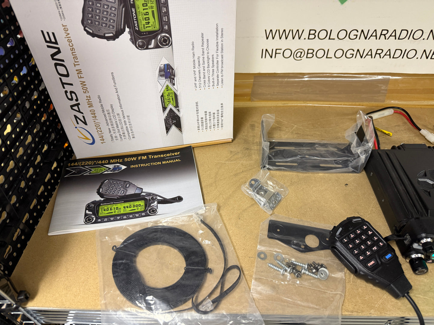 Zastone D9000 pari al nuovo VHF/UHF 144/430 MHz 50W