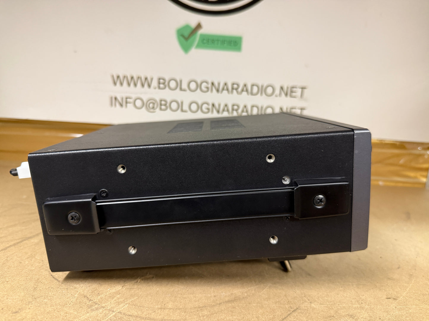 Icom icr 8600 + alimentatore + maniglia garanzia 12 mesi rx 0.01-3000 MHz all-mode