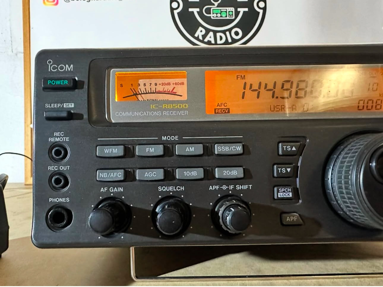 ICOM IC-R 8500