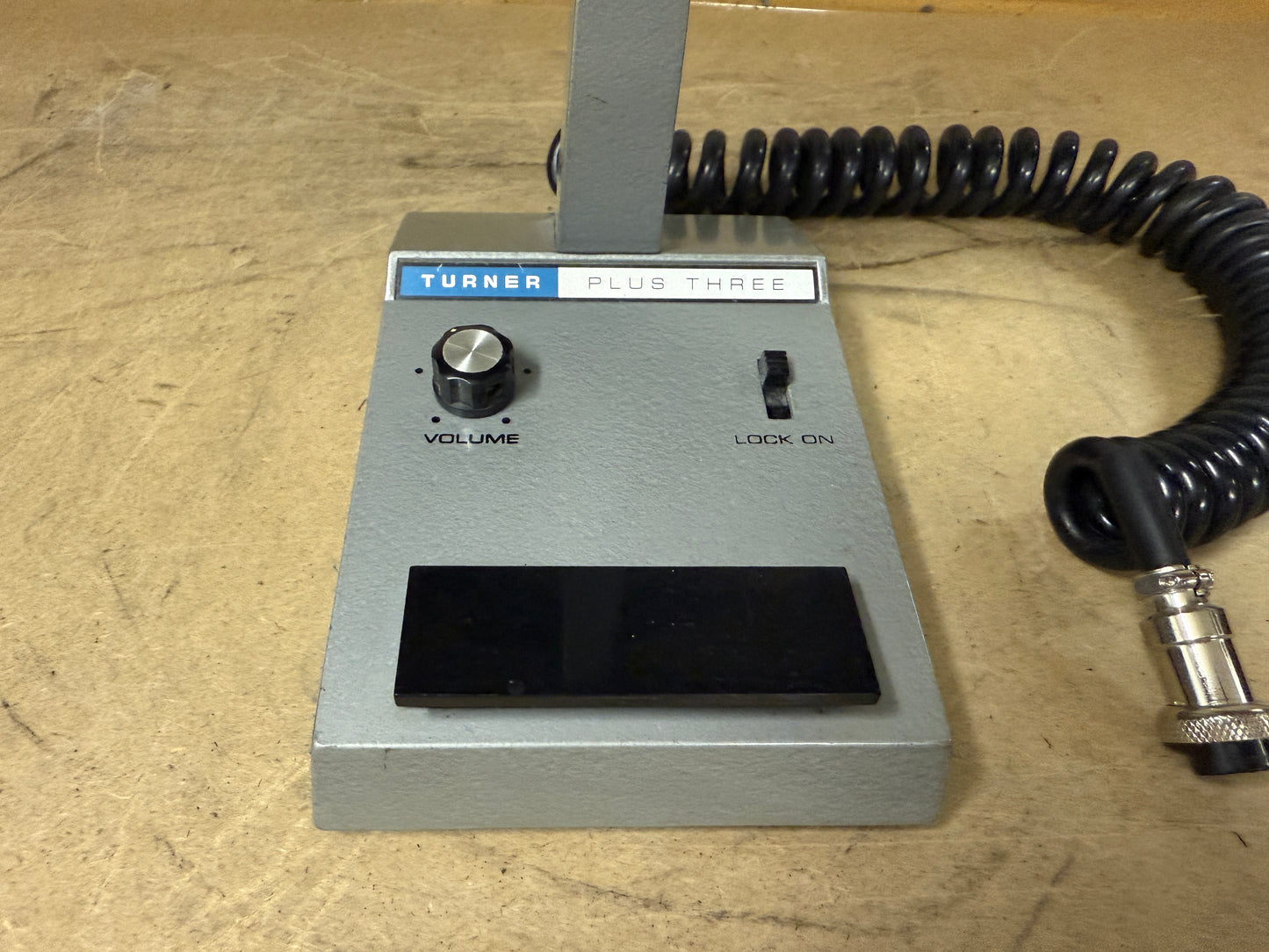 MICROFONO PREAMPLIFICATO TURNER +3