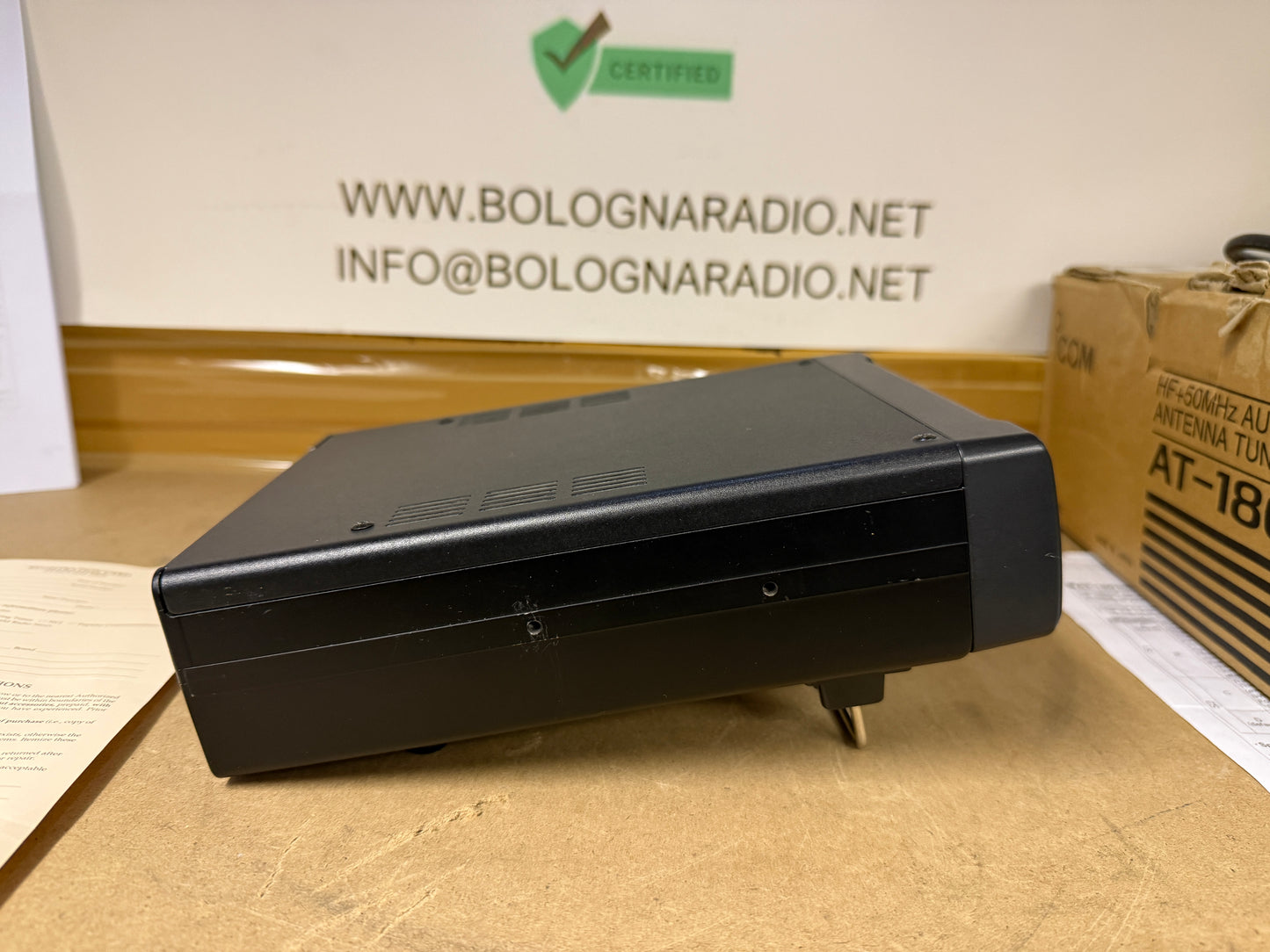 ICOM AT-180 Per IC-703/706/706MKII/718/7000/7100