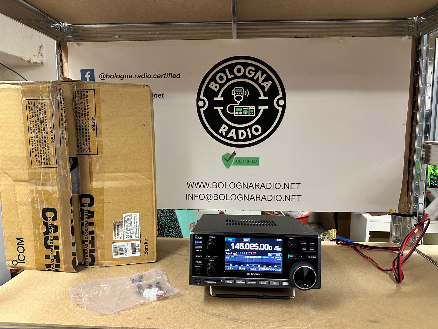 Ricevitore scanner Icom IC-R 8600 pari al nuovo