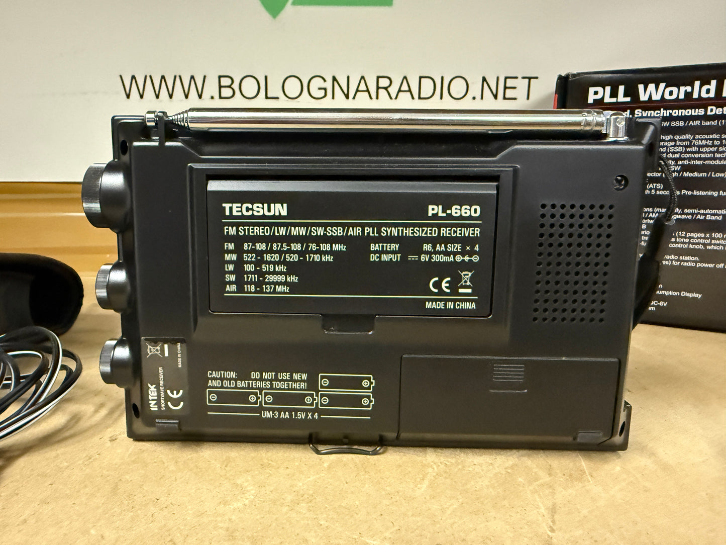 Tecsun PL 660 pari al nuovo 1,7-30 MHz+ VHF AIR BAND