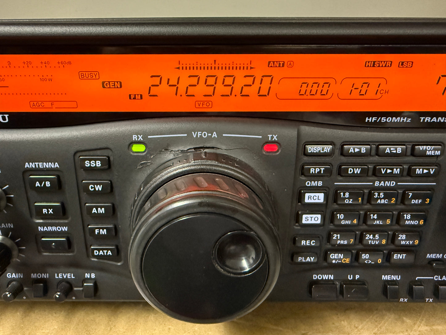 YAESU FT 920 filtro inrad ssb 1800Khz perfettamente funzionante condizioni buone
