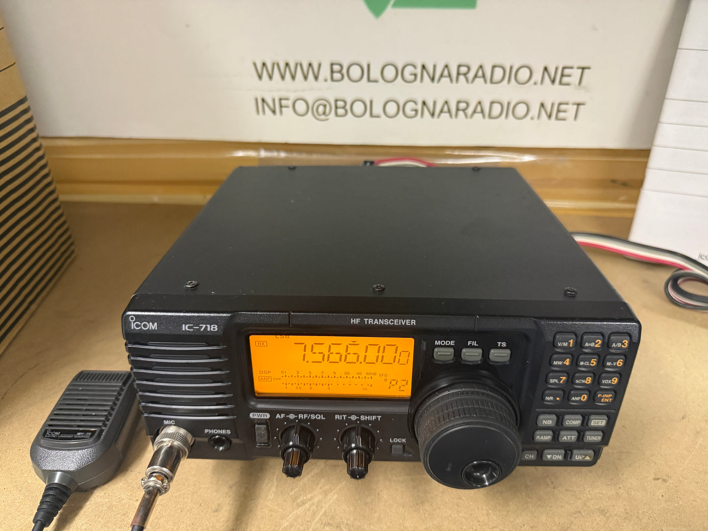 A1 - icom IC-718 con DSP espanso in TX 11 metri
