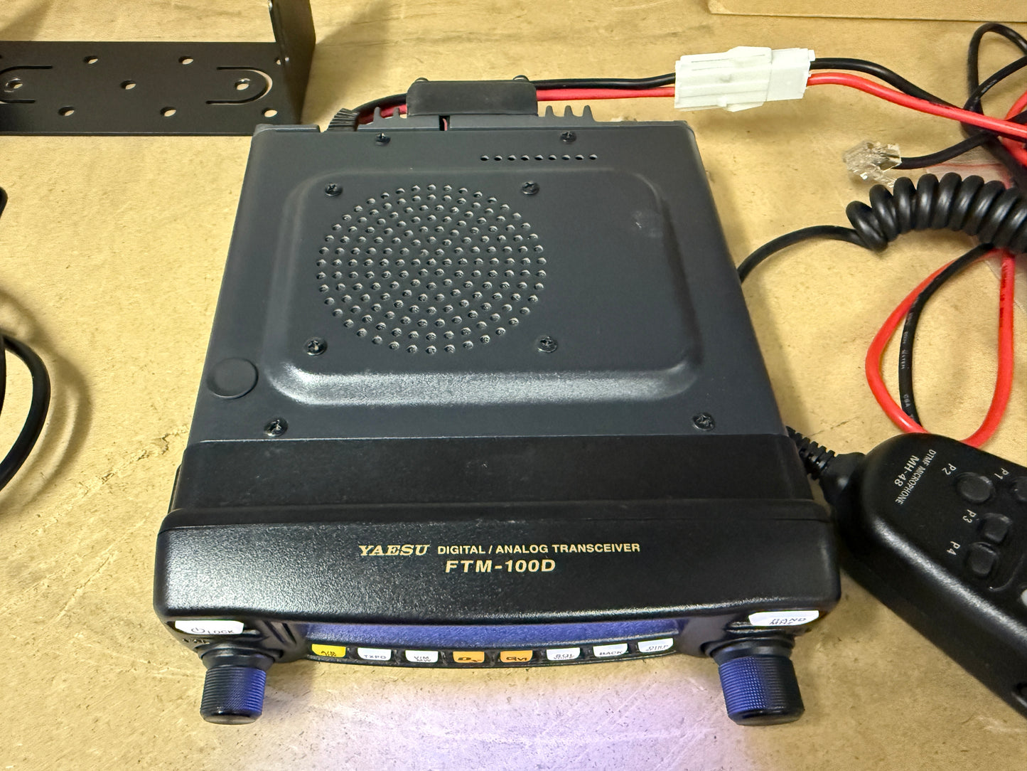 Yaesu FTM-100 DR/DE pari al nuovo