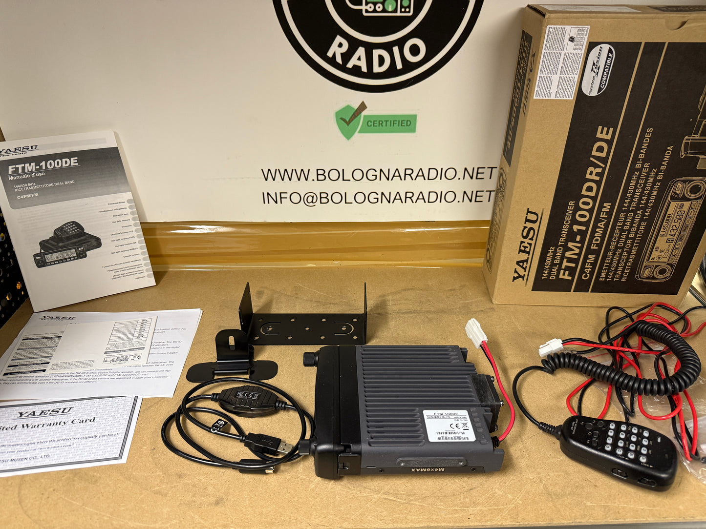 Yaesu FTM-100 DR/DE pari al nuovo