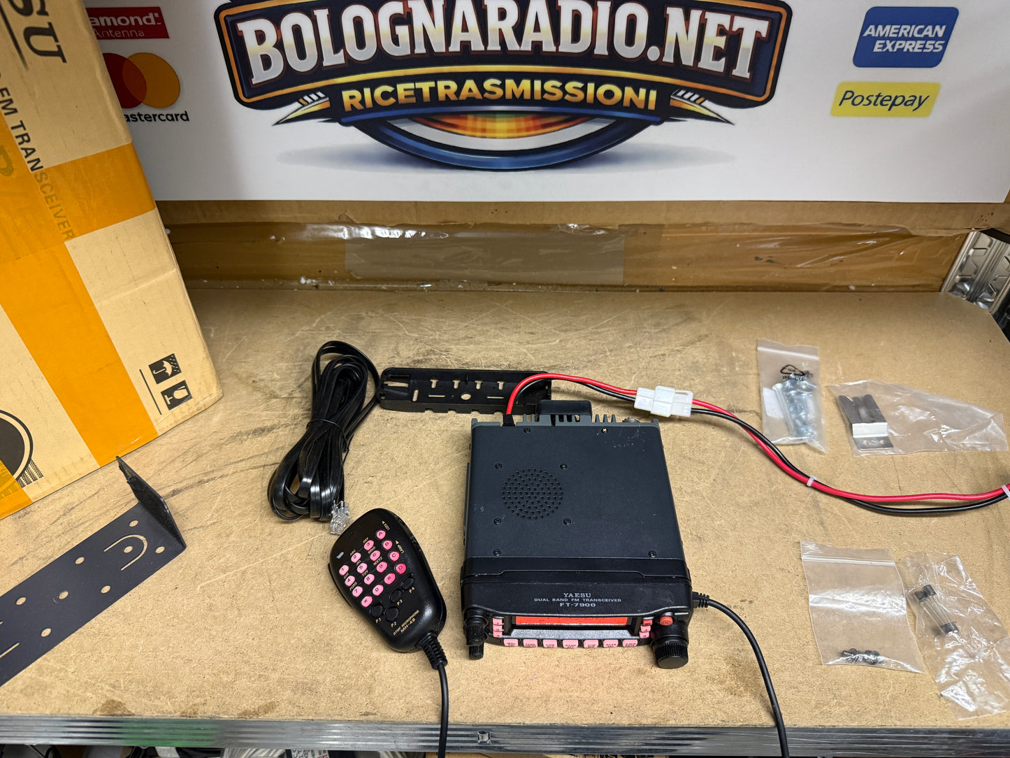 Yaesu FT 7900 perfetto + kit separazione Garanzia 12 Mesi