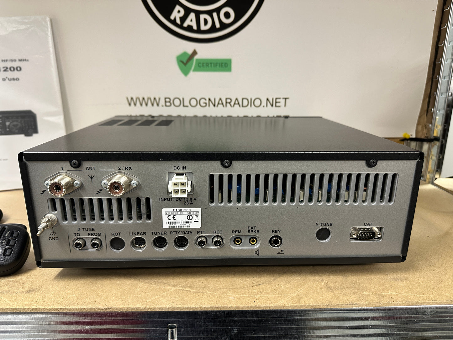Yaesu FTDX 1200 pari al nuovo