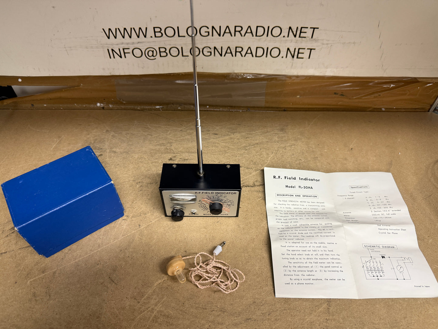 Indicatore di campo R.F. FL-30HA