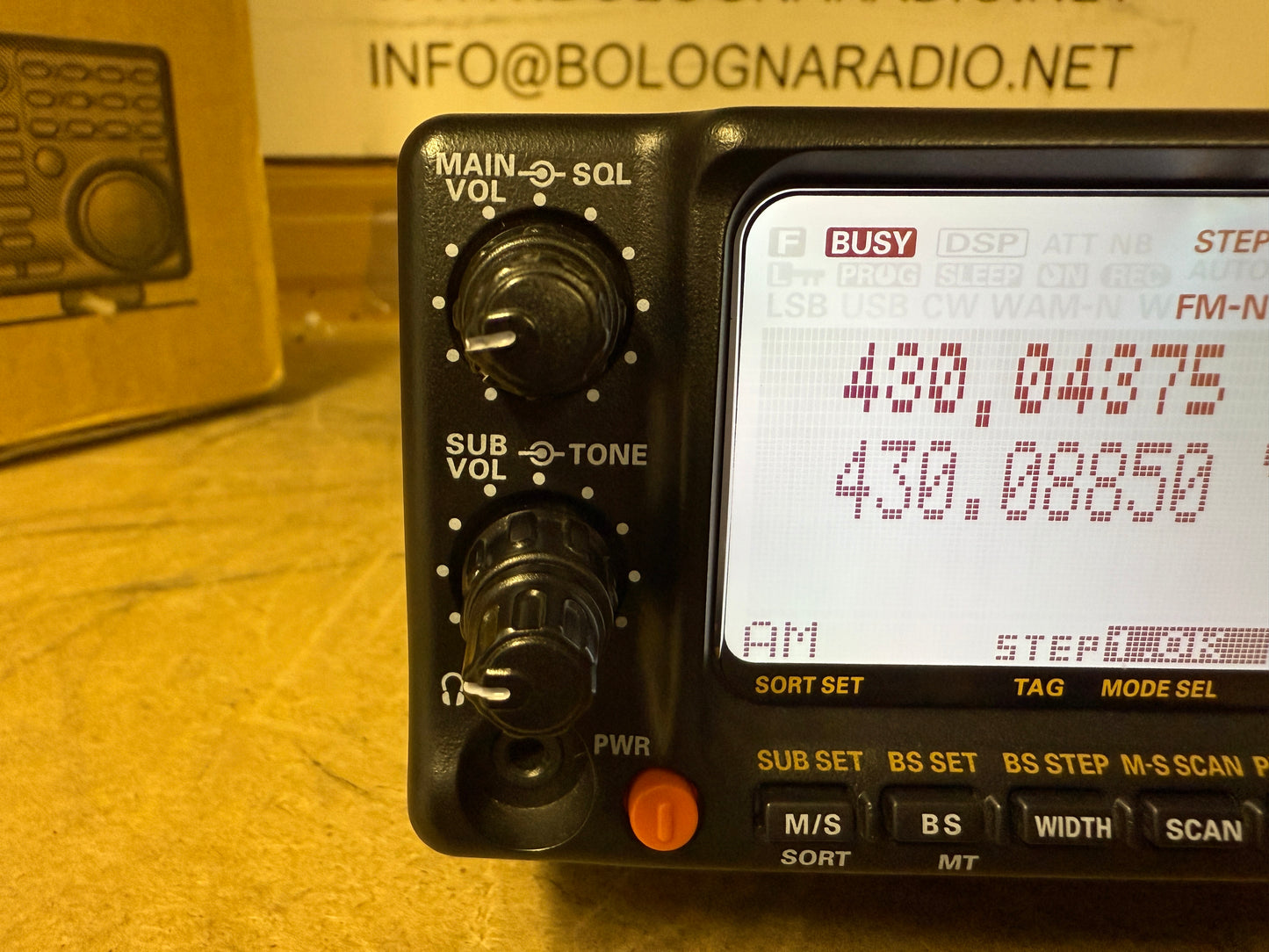Yaesu VR 5000 pari al nuovo display OK imballo originale 0 ~ 2600 MHz garanzia 12 mesi