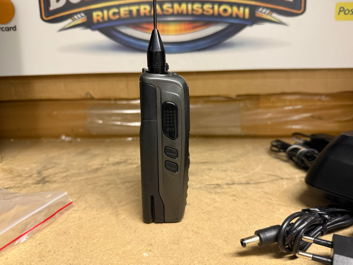 Kenwood TH-D72E + KSC32 Garanzia 12 Mesi