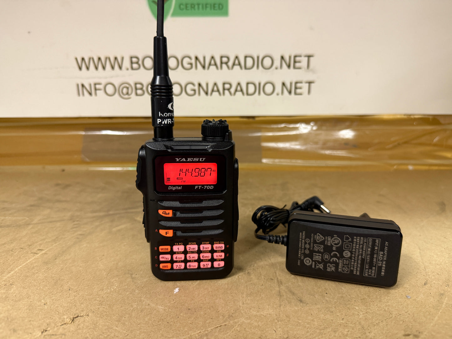 Yaesu FT 70DE pari al nuovo