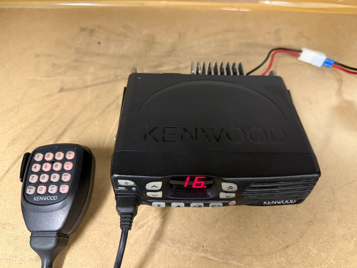 Kenwood Tk 7302 136 - 174 Mhz pari al muovo