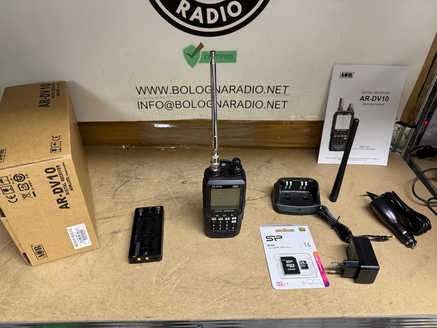 A-1 Aor DV 10 pari al nuovo Full set Garanzia 24 Mesi