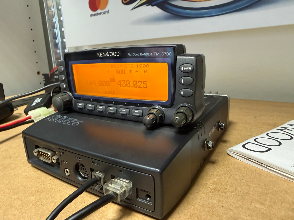 Kenwood TM D-700 perfetto Garanzia 12 Mesi