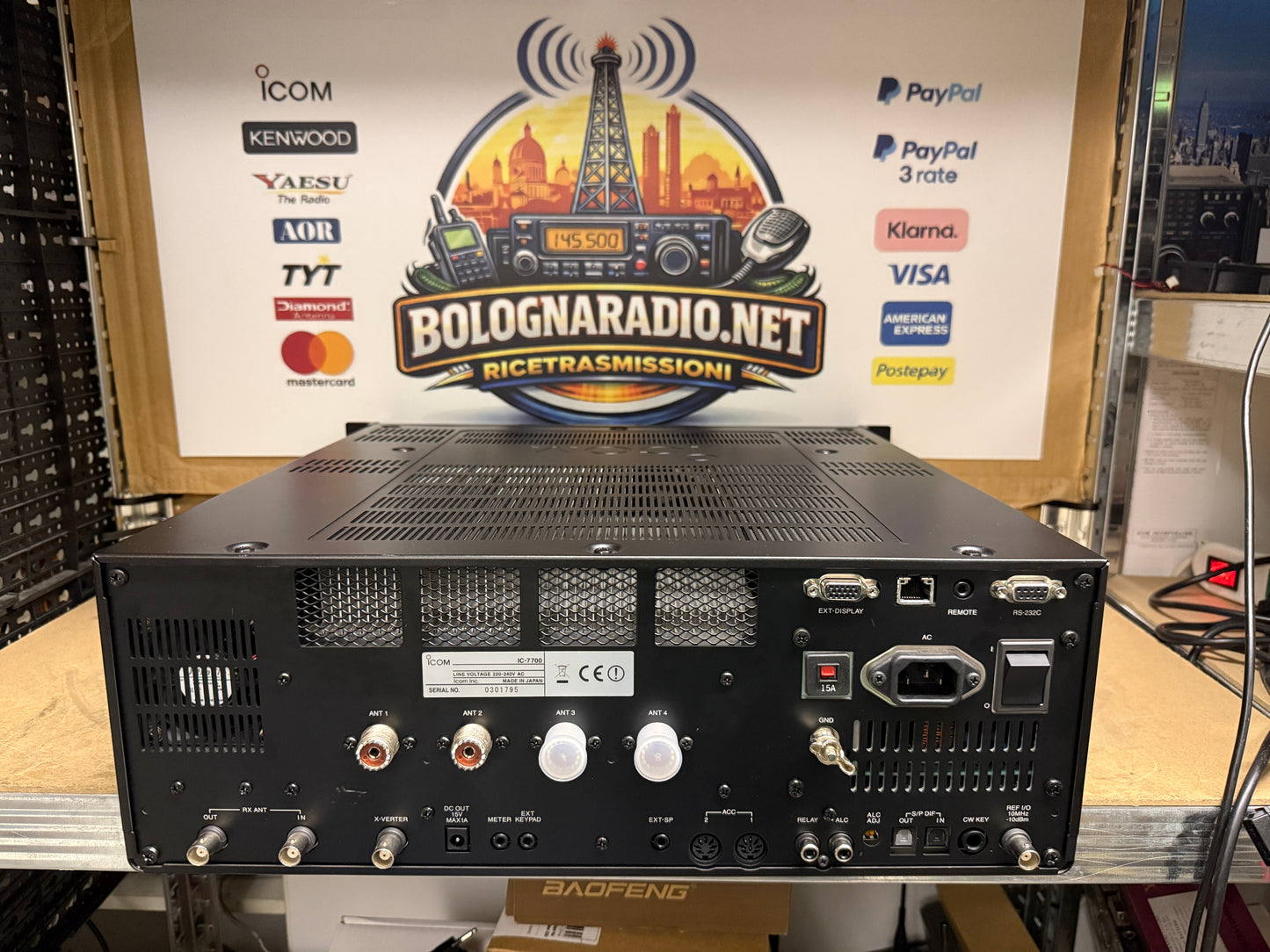 A-1 Icom IC 7700 pari al nuovo Garanzia 12 Mesi