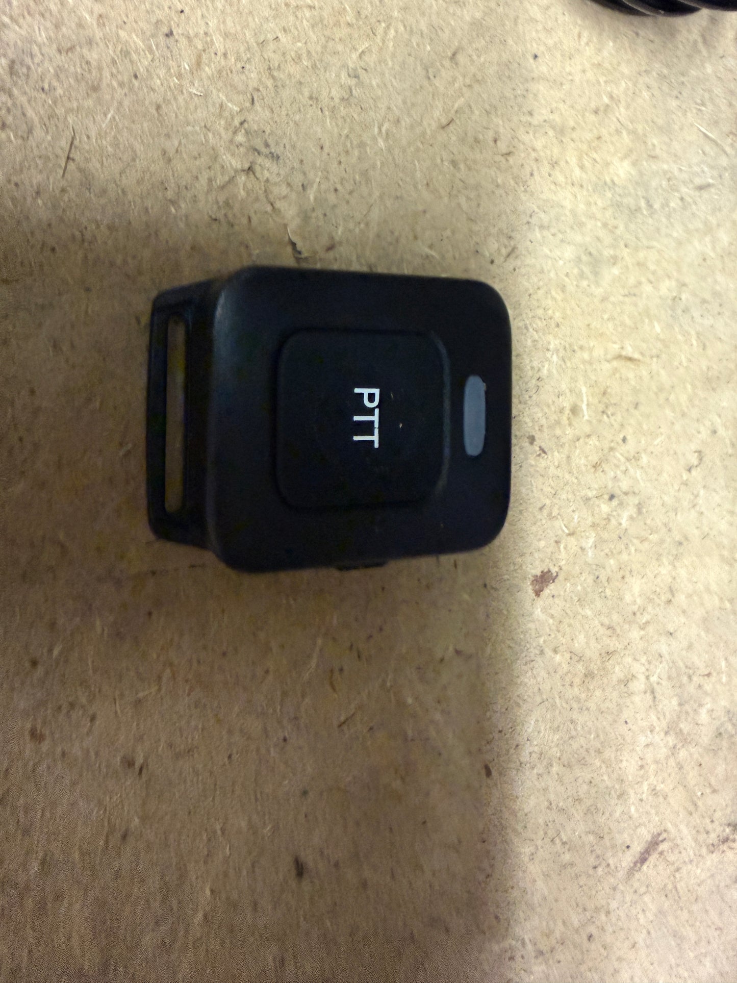 ANYTONE AT-D-890-UV Ricetrasmettitore Portatile DMR pari al nuovo