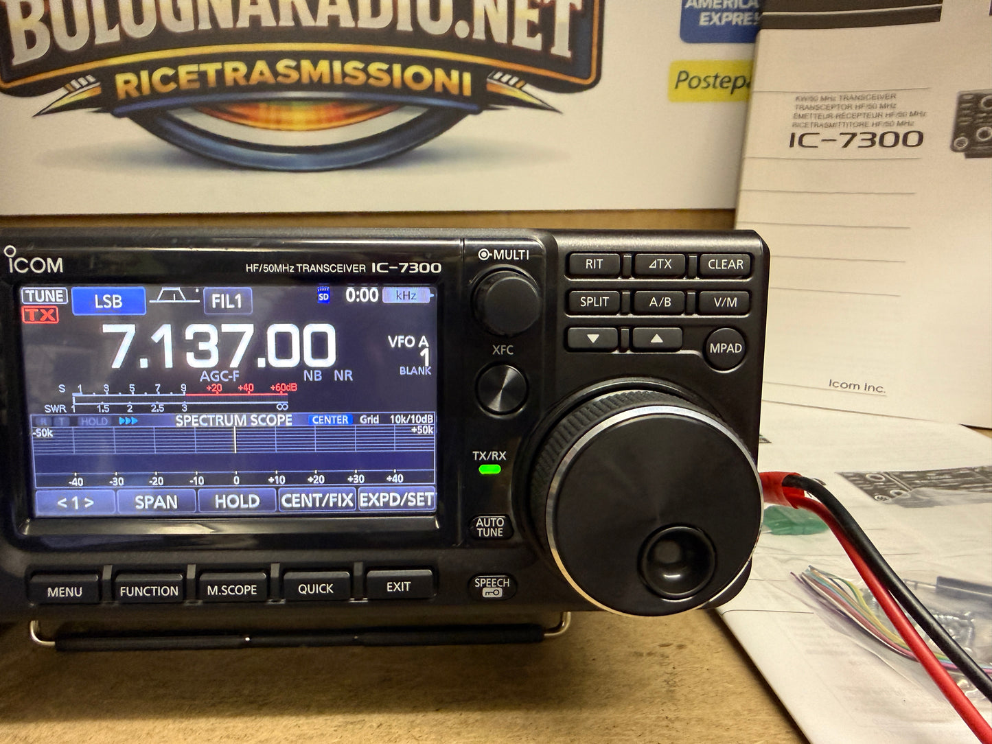A-1 Icom ic 7300 pari al nuovo full set Garanzia 6 Mesi