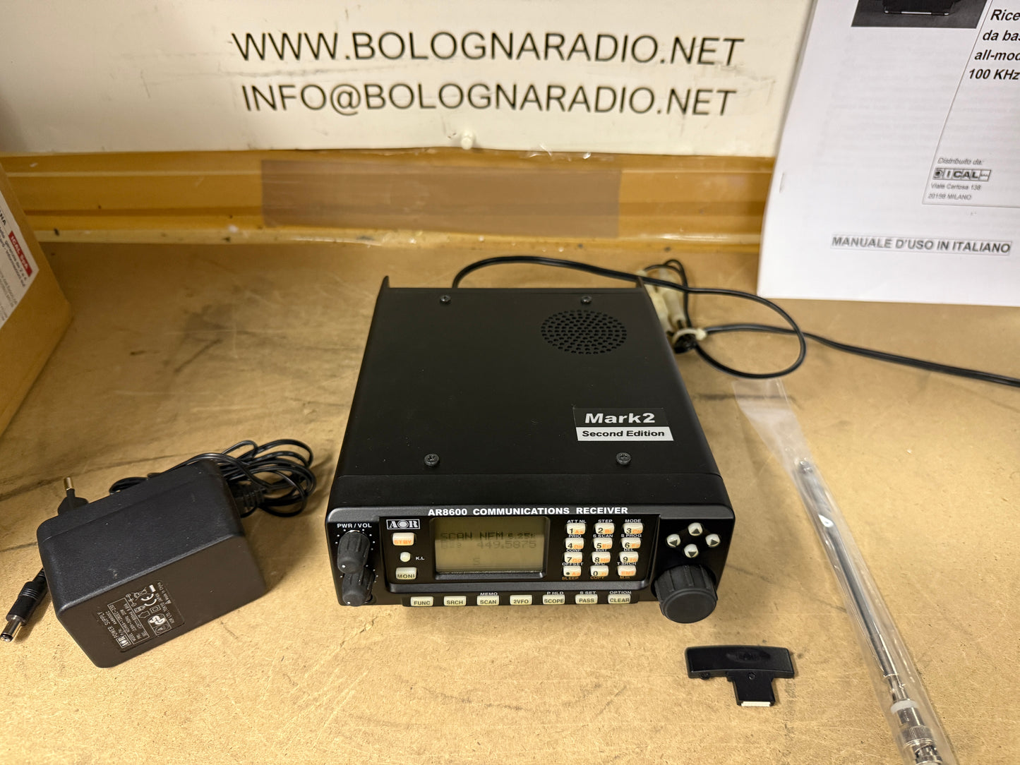 A1 Aor 8600 MK2 - Garanzia 12 Mesi 0,1-3000 MHz perfetto