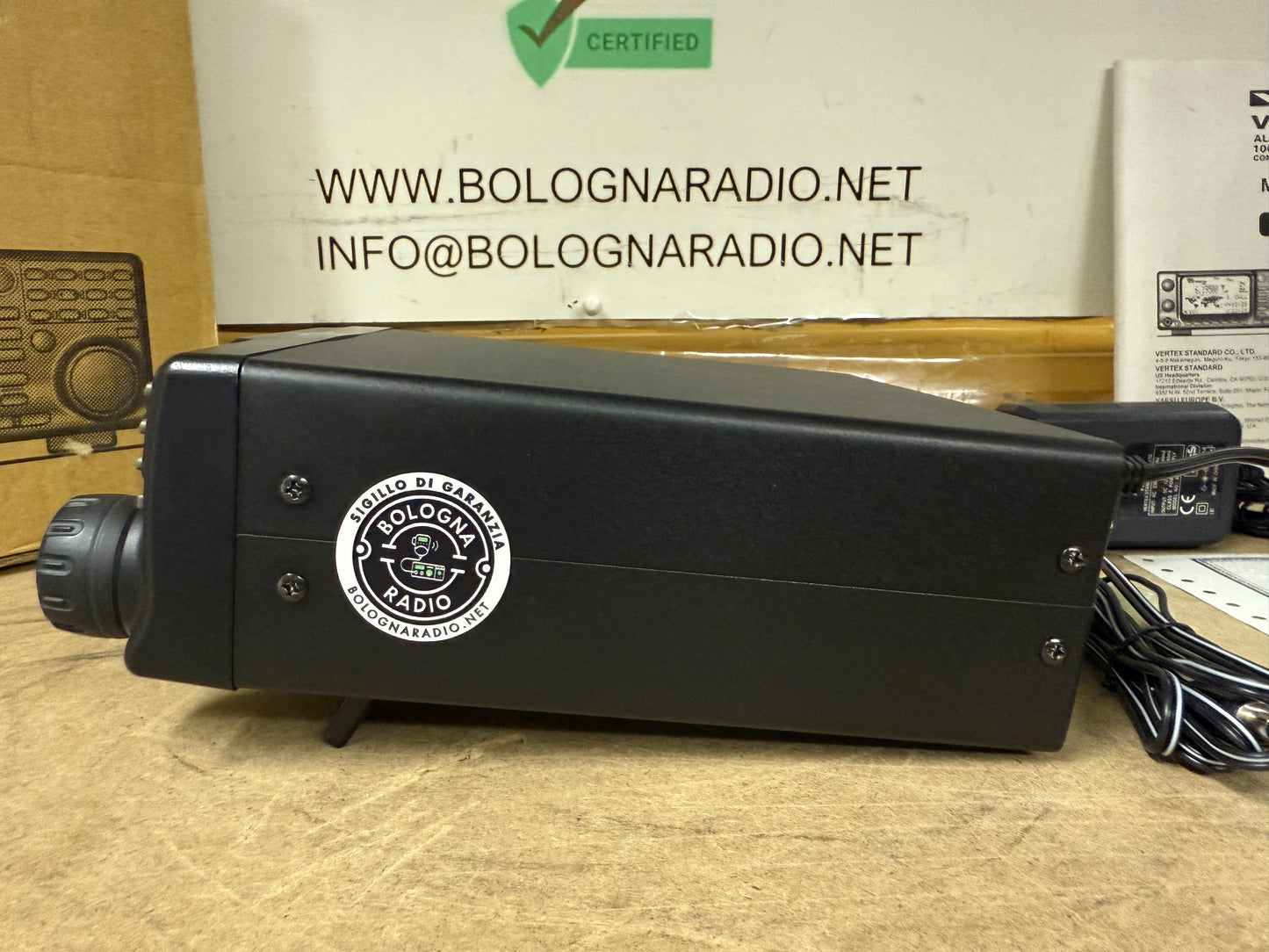 Yaesu VR 5000 pari al nuovo display OK imballo originale 0 ~ 2600 MHz garanzia 12 mesi