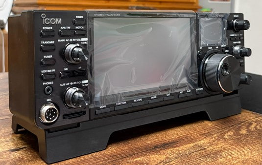 Icom IC 7760 nuovo Garanzia 36 Mesi 5.990€ con premio permute