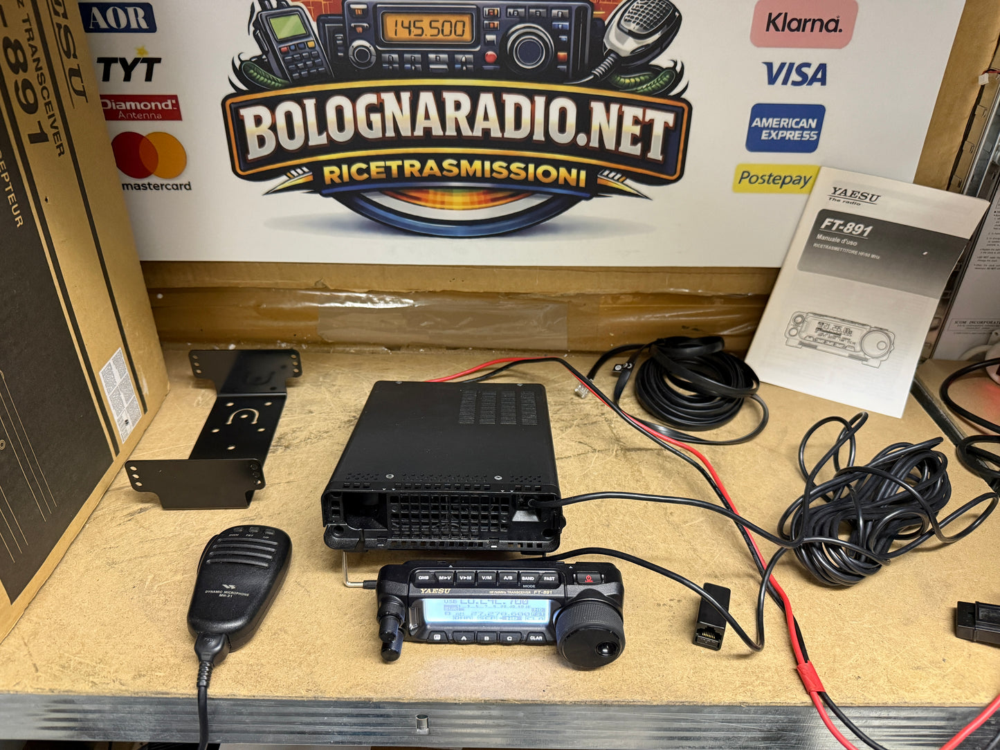 Yaesu FT 891 100W pari al nuovo Garanzia 12 Mesi
