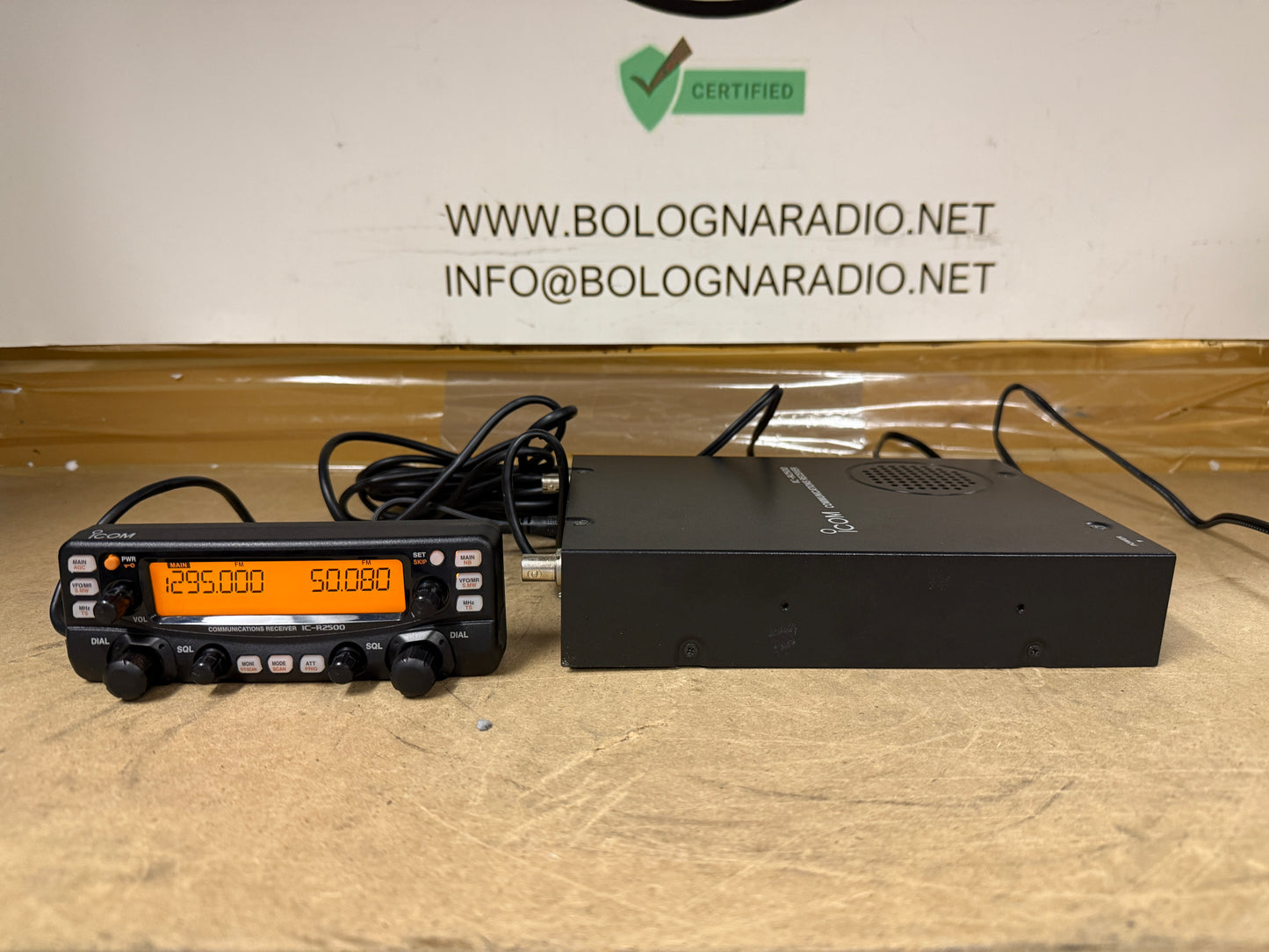 Icom ic r2500 - 01/3300 MHz perfettamente funzionante