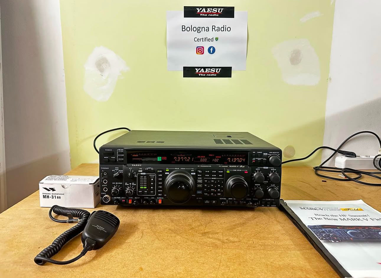 YAESU FT 1000 marc V field