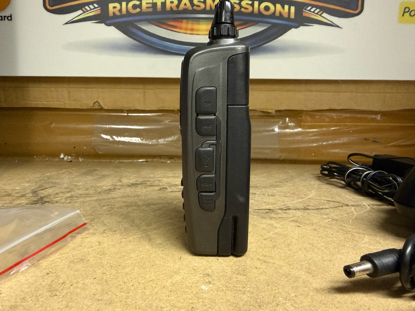 Kenwood TH-D72E + KSC32 Garanzia 12 Mesi