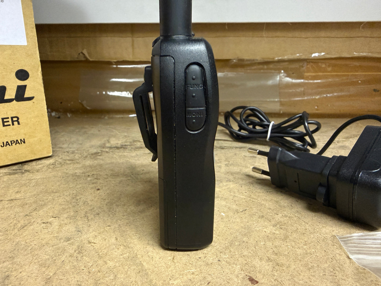 Aor mini ricevitore scanner 0.1-1300 MHz
