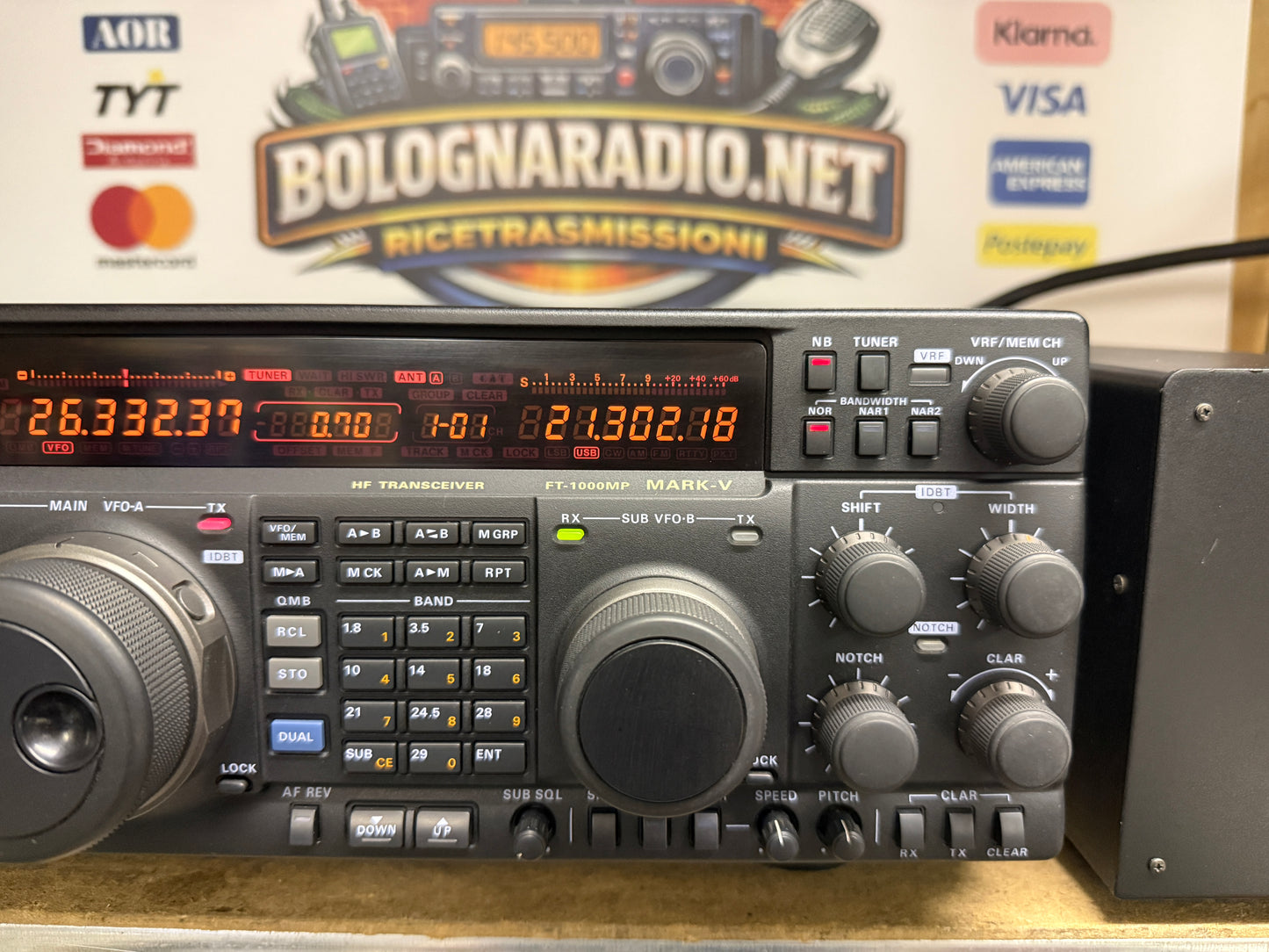 A-1 Yaesu FT 1000MP MARK V 200 watt full set Garanzia 12 Mesi