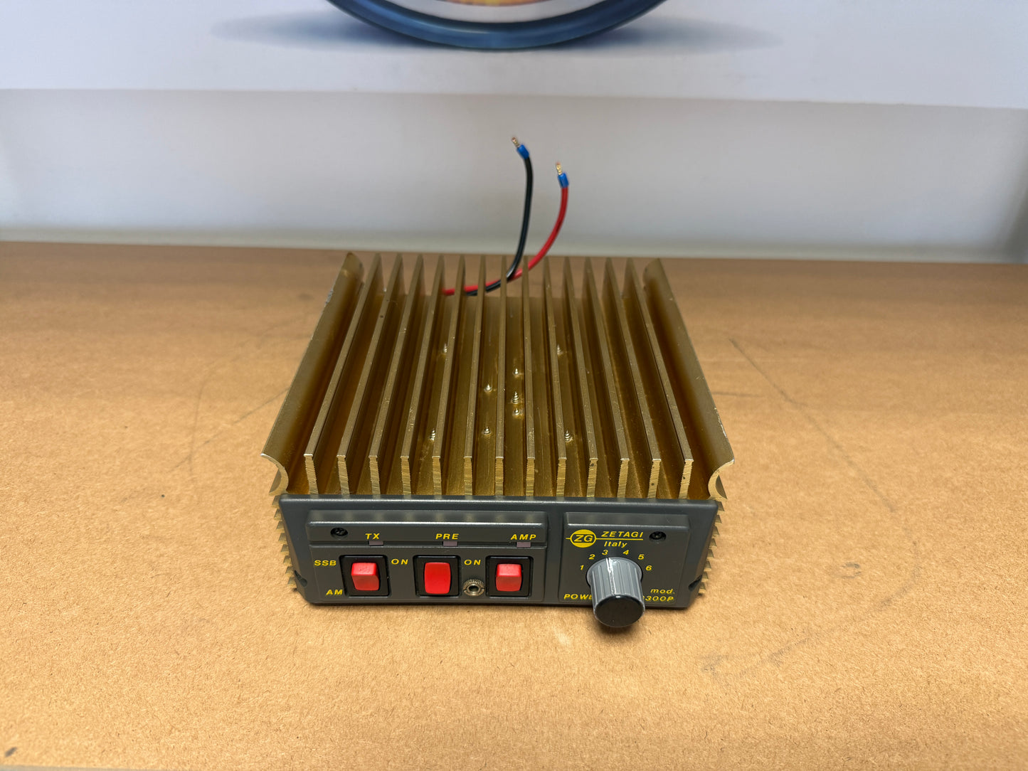 Zetagi B 300P Lineare 20/30 Mhz 200 watt