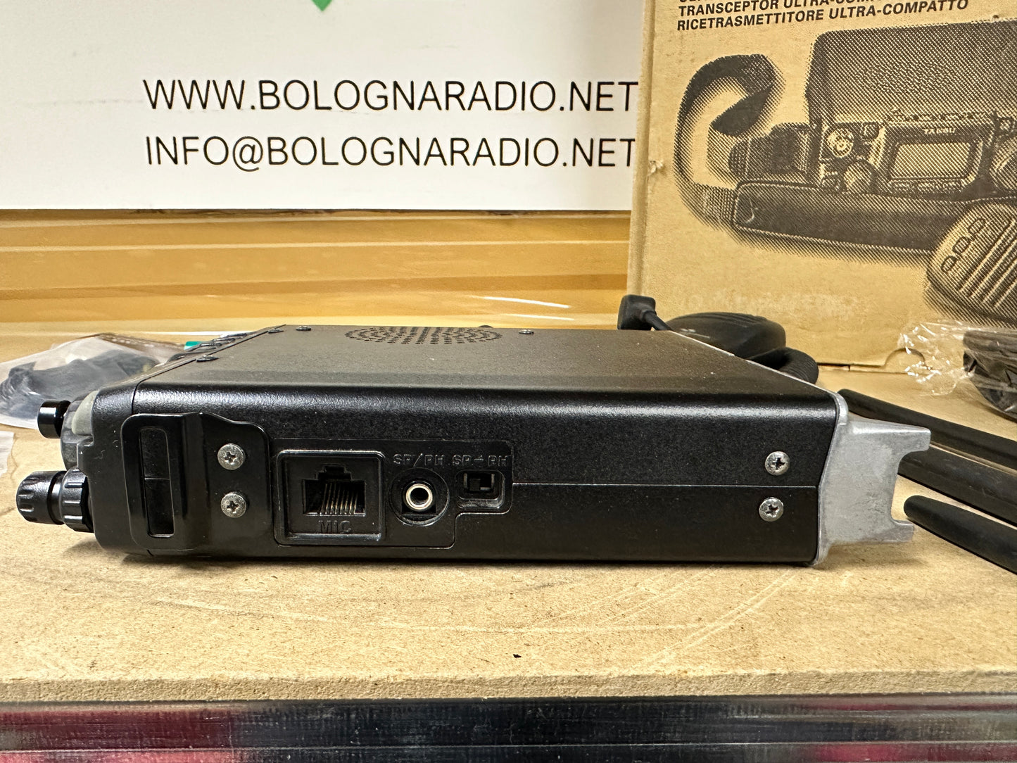 Yaesu ft 817 ND completo