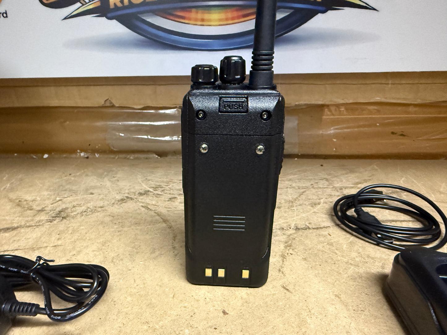 Baofeng DM-1701 5W Dual Band DMR + cavo programmazione nuovo Garanzia 24 mesi