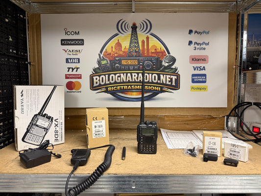 Yaesu VX8DE + GPS + MH74 Full Set Garanzia 12 Mesi